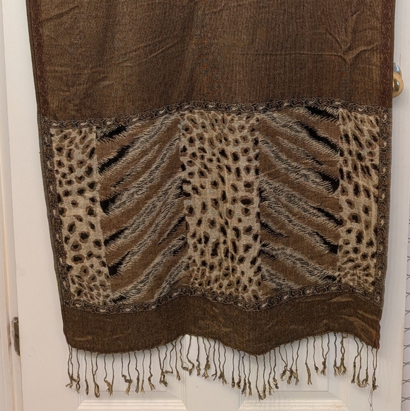 Pashmina - Picture 10 of 15
